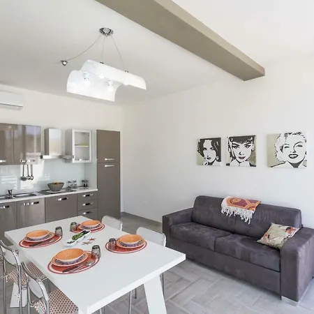 Viva Vacanze Holiday home *